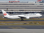 JA623J @ RJTT - At Haneda - by Micha Lueck