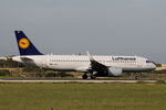 D-AINC @ LMML - A320 D-AINC Lufthansa - by Raymond Zammit