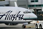 N649AS @ KSFO - Alaska Airlines Boeing 737-790, N643AS at SFO. - by Mark Kalfas