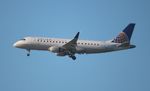 N206SY @ KSFO - SKW/UE E175 zx - by Florida Metal