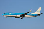 PH-BCB @ LOWW - KLM Boeing 737 - by Andreas Ranner