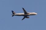 N427UA @ KORD - United Airlines A320 N427UA, UA2305 RSW-ORD - by Mark Kalfas