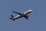 N427UA @ KORD - United Airlines A320 N427UA, UA2305 RSW-ORD - by Mark Kalfas