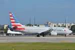 N200NV @ KMIA - B738 of AA for departure - by FerryPNL