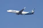 N579AS @ KORD - B738 Alaska Airlines Boeing 737-890 N579AS ASA325  KORD-KPDX - by Mark Kalfas