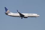 N27239 @ KORD - B738 United Airlines BOEING 737-824 N27239 UAL233  DCA-ORD - by Mark Kalfas