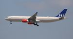 LN-RKR @ KLAX - SAS  A333 zx - by Florida Metal