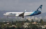 N533AS @ KLAX - ASA 738 zx SFO-LAX - by Florida Metal