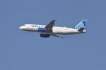 N470UA @ KORD - A320 United Airlines AIRBUS A320-232 N470UA UAL786 ORD-DEN - by Mark Kalfas