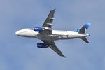N819UA @ KORD - A319 United Airlines Airbus A319 N819UA UAL2048 ORD-DCA - by Mark Kalfas
