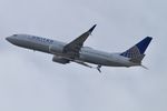 N14230 @ KORD - B738 United Airlines Boeing 737-824 N14230 UAL2042 ORD-MCO - by Mark Kalfas