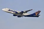 N499MC @ KORD - B744 Atlas Air Boeing  747-47UF N499MC GTI515 ORD-PDX - by Mark Kalfas
