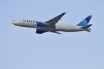 N777UA @ KORD - B772 United Airlines Boeing 777-222 N777UA UAL1755 ORD-SFO - by Mark Kalfas