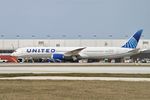 N13018 @ KORD - B78X United Airlines Boeing 787-10 Dreamliner N13018 UAL945 EDDF-KORD - by Mark Kalfas