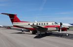 N700NA @ KMDH - Beech B200