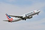 N904AN @ KORD - B738 Americam Airlines Boeing 737-823  N904AN AAL2452 ORD-MIA - by Mark Kalfas