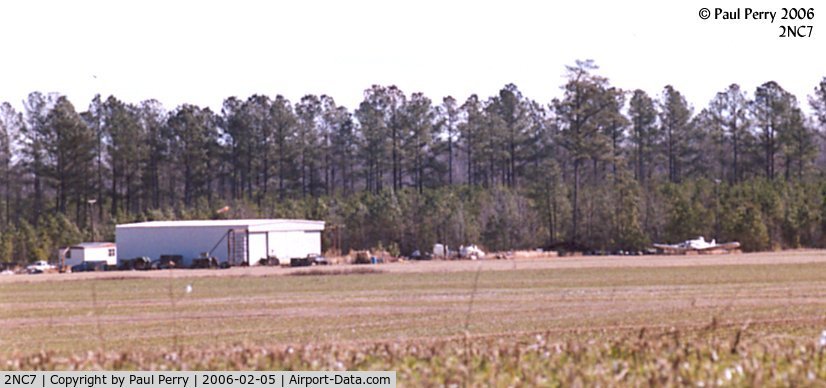 Scotland Neck East Airport (2NC7) - Private crop-dusting strip here in NC