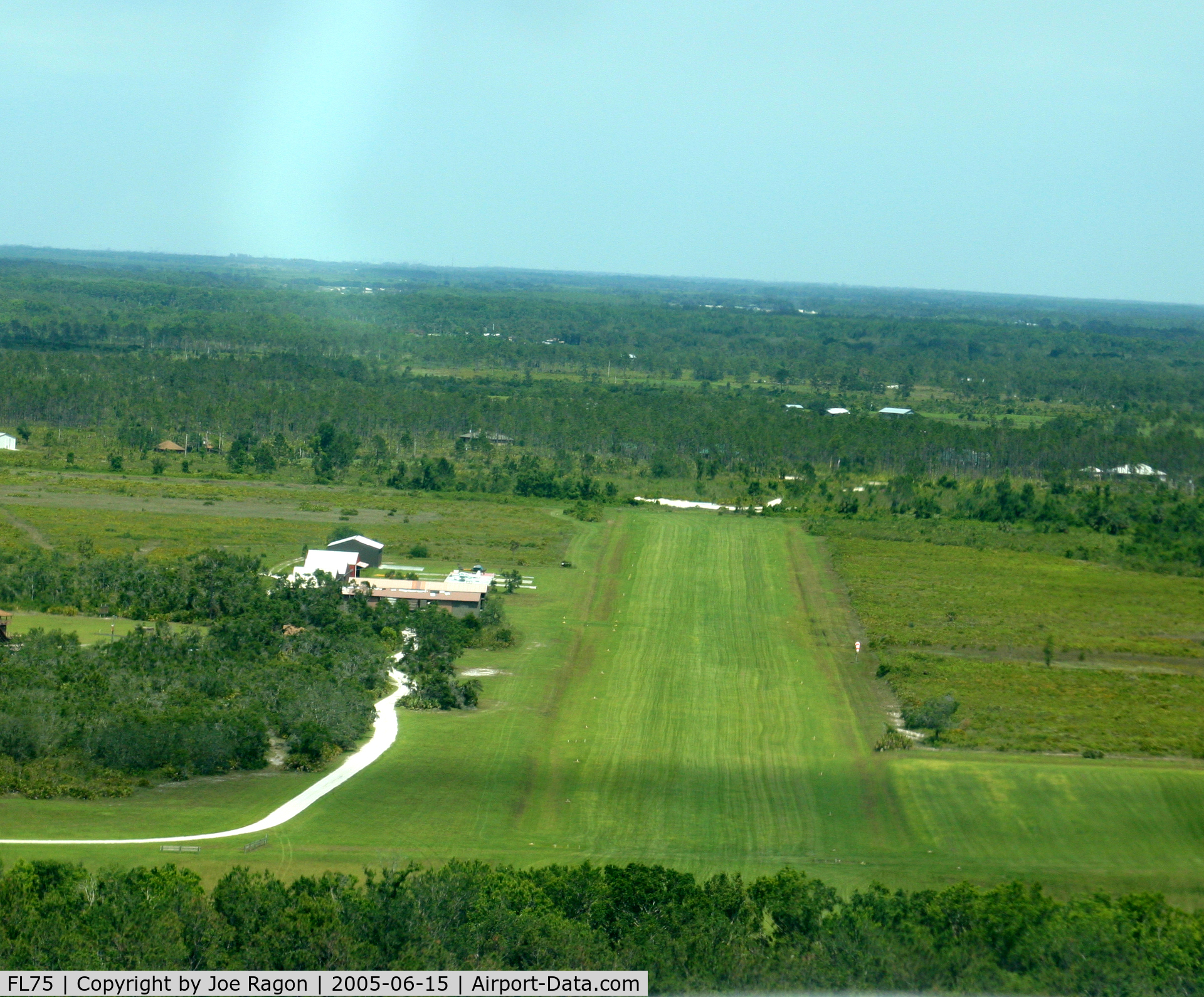 Indian Hammock Airport (FL75) - Beautiful 3000' lighted grass strip