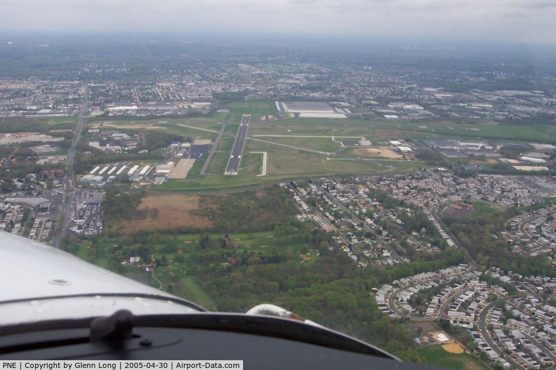 Northeast Philadelphia Airport (PNE) - Flying over approach to 33