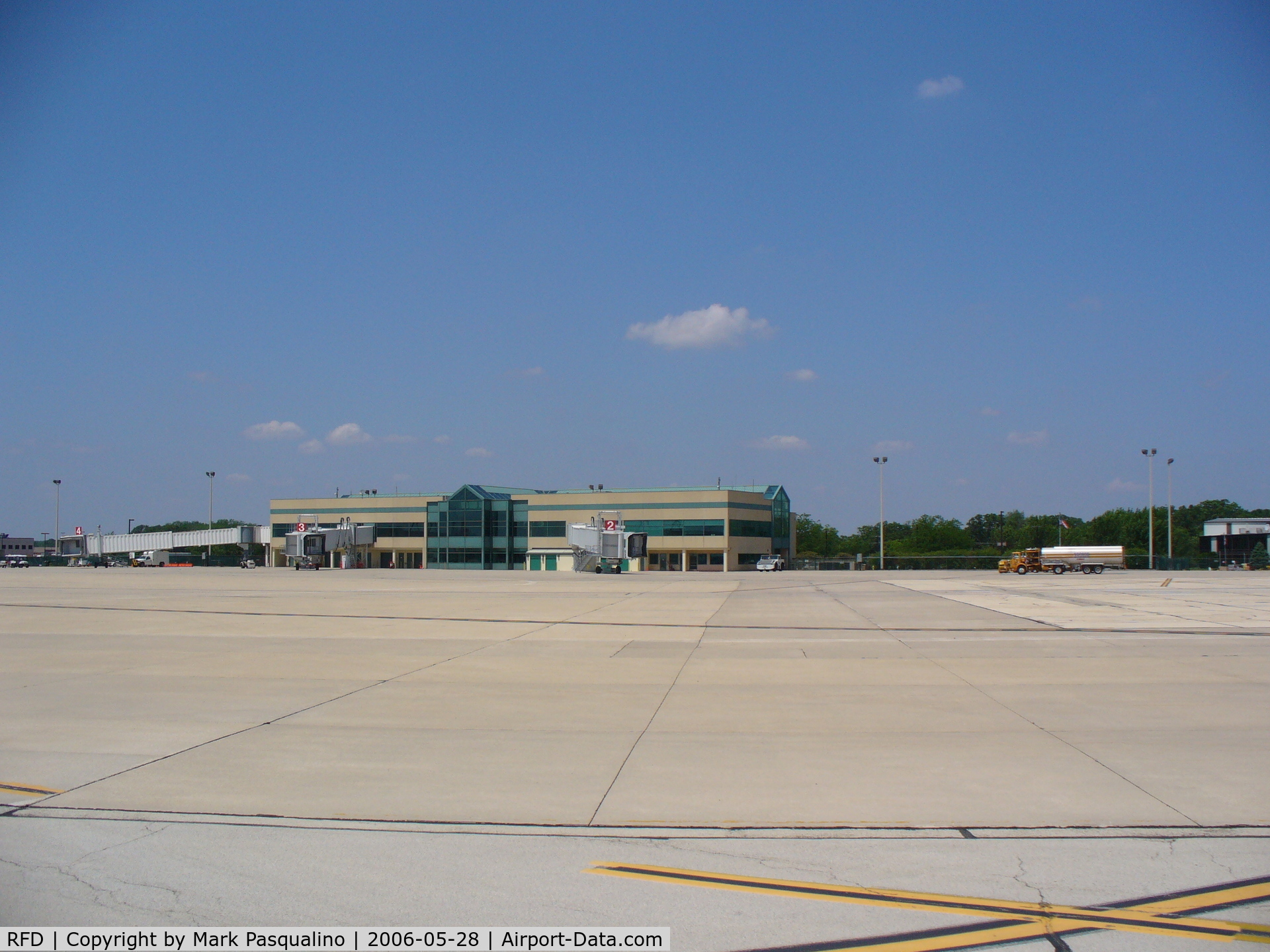 Chicago/rockford International Airport (RFD) - Main Terminal Ramp