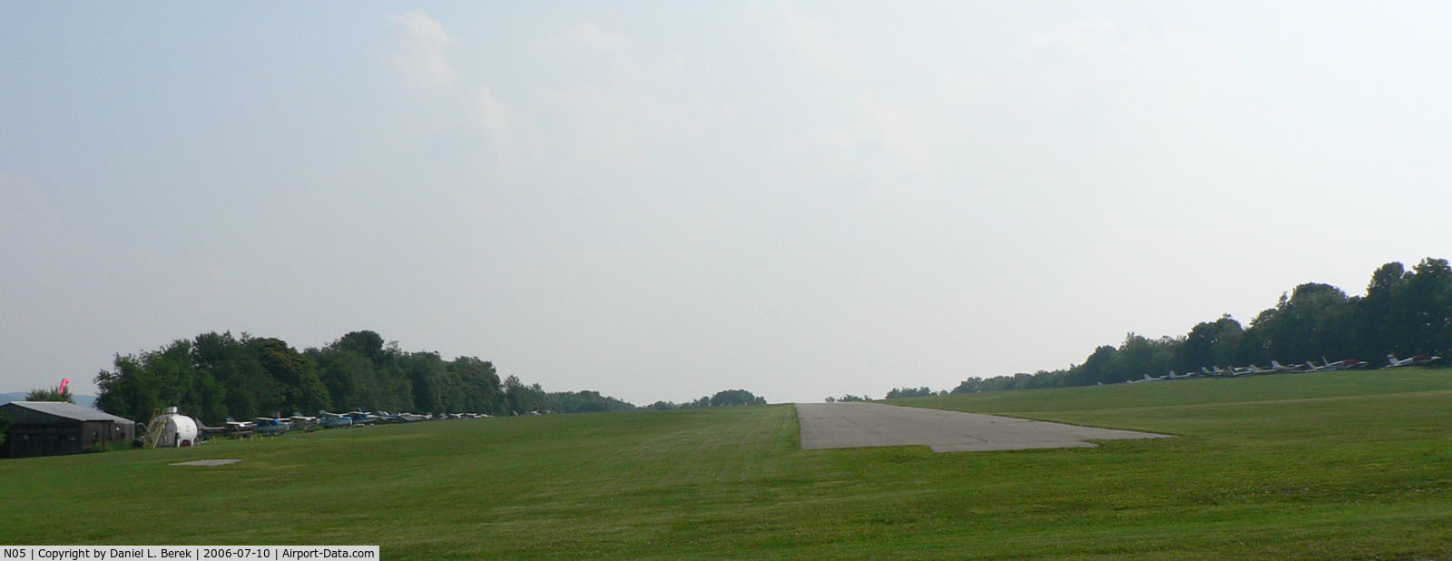 Hackettstown Airport (N05) - Hackettstown Airport is located in Mansfield, just southwest of Hackettstown, Warren County,NJ.