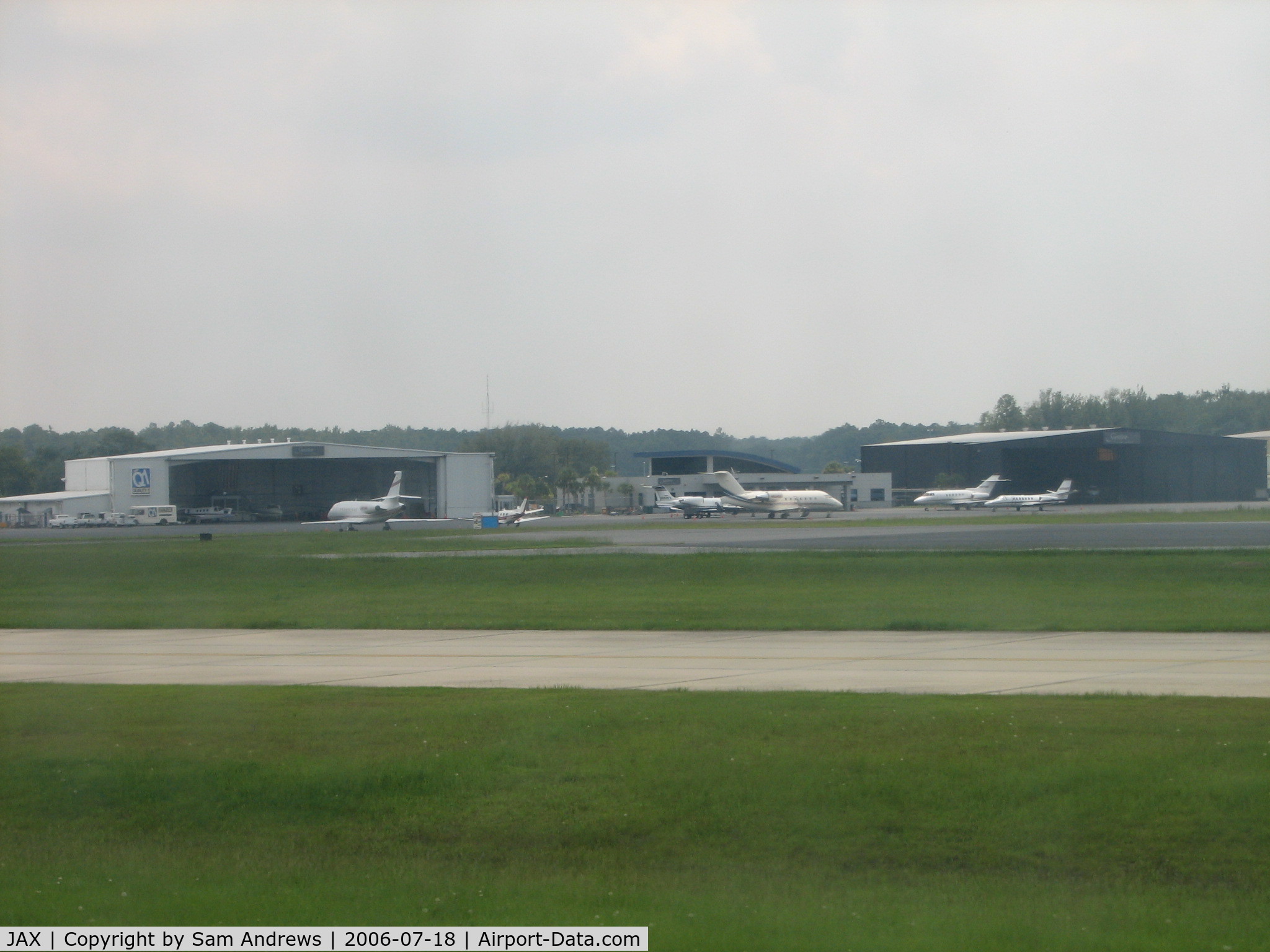 Jacksonville International Airport (JAX) - GA Ramp