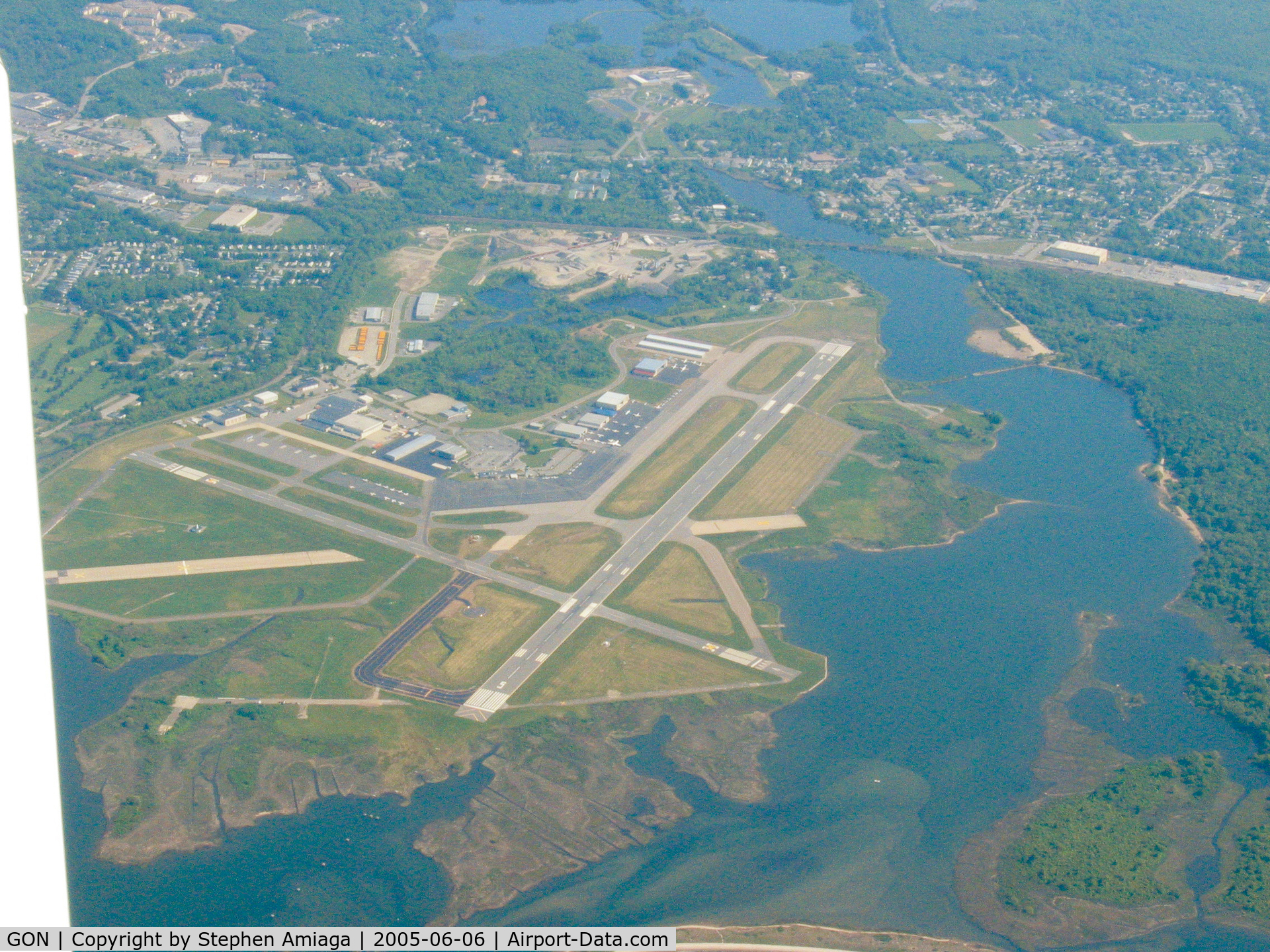 Groton-new London Airport (GON) - Groton from 4500'