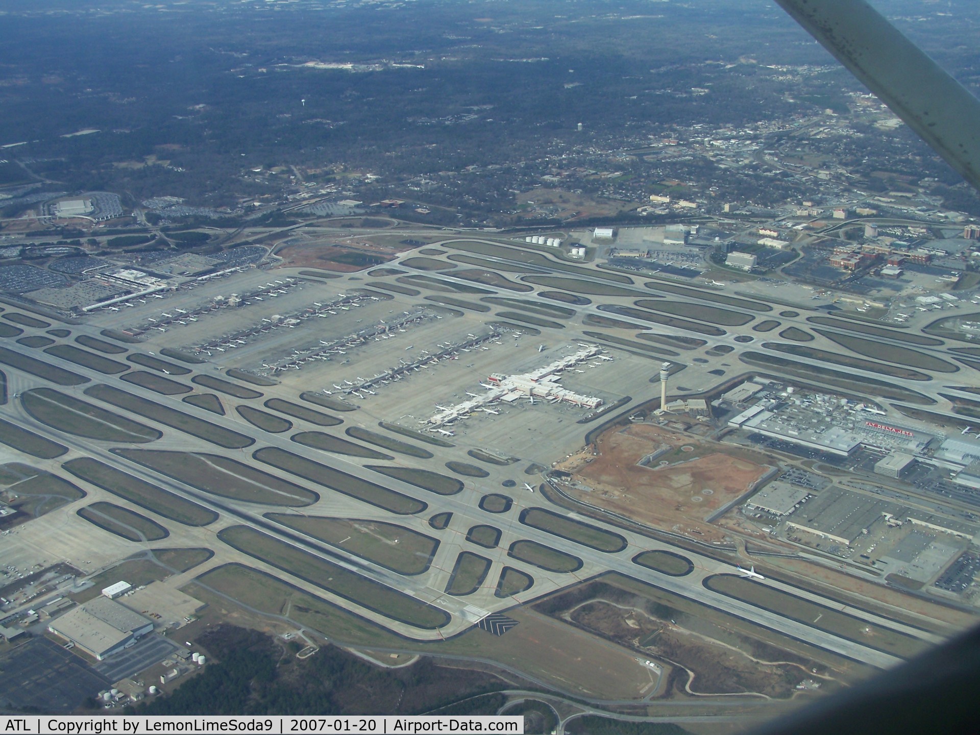 Hartsfield - Jackson Atlanta International Airport (ATL) - This was taken in a Cessna 172.