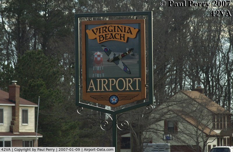 Virginia Beach Airport (42VA) - The sign approaching the airport