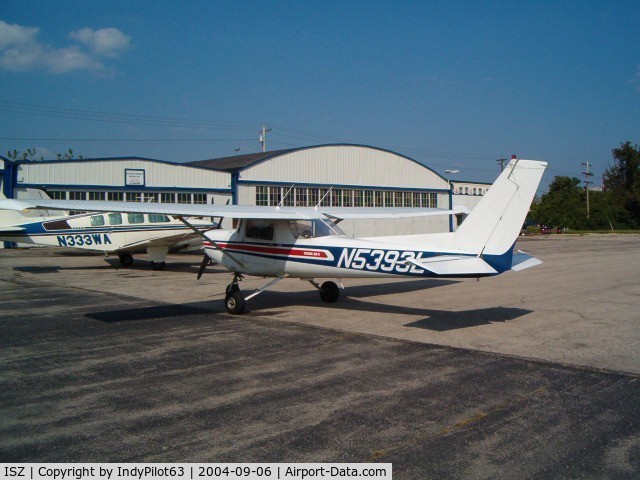 Blue Ash Airport, Cincinnati, Ohio United States (ISZ) - The 152 that I flew in.