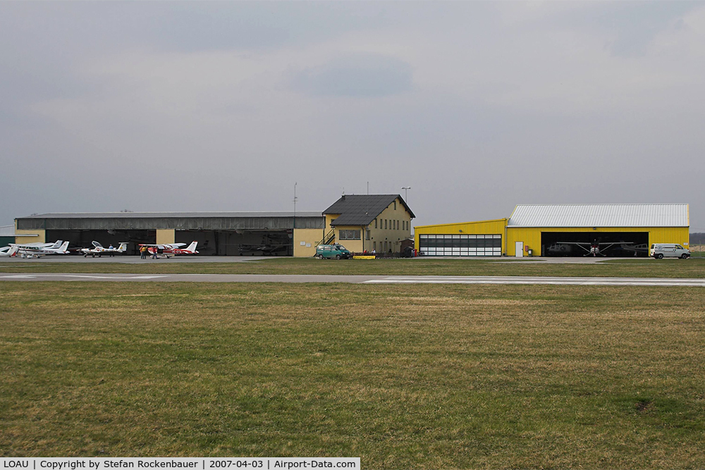 LOAU Airport - Airport overview