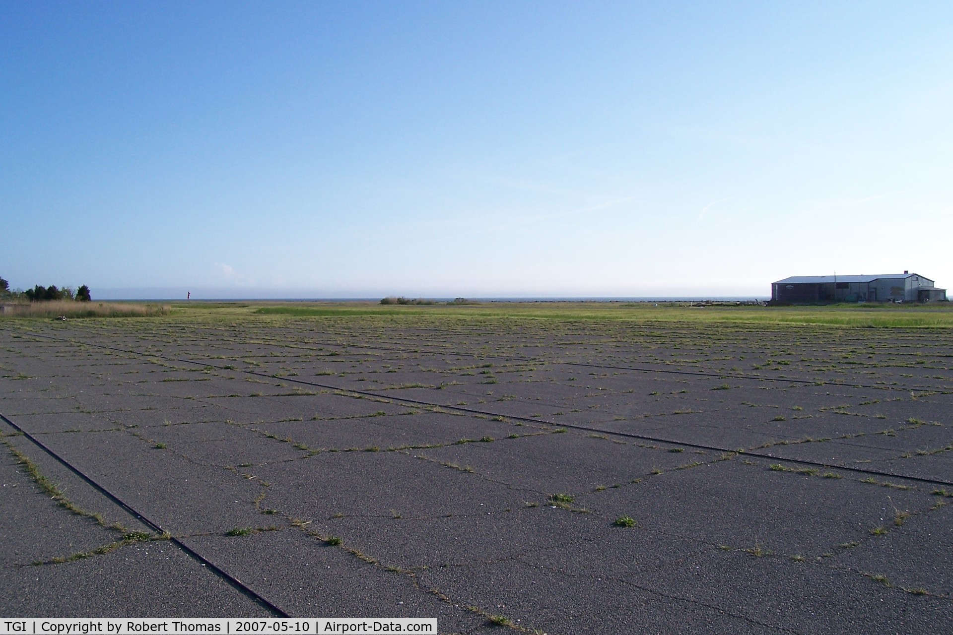Tangier Island Airport (TGI) - Parking lot, cables to tie down to, grass can be slop, watch for geese