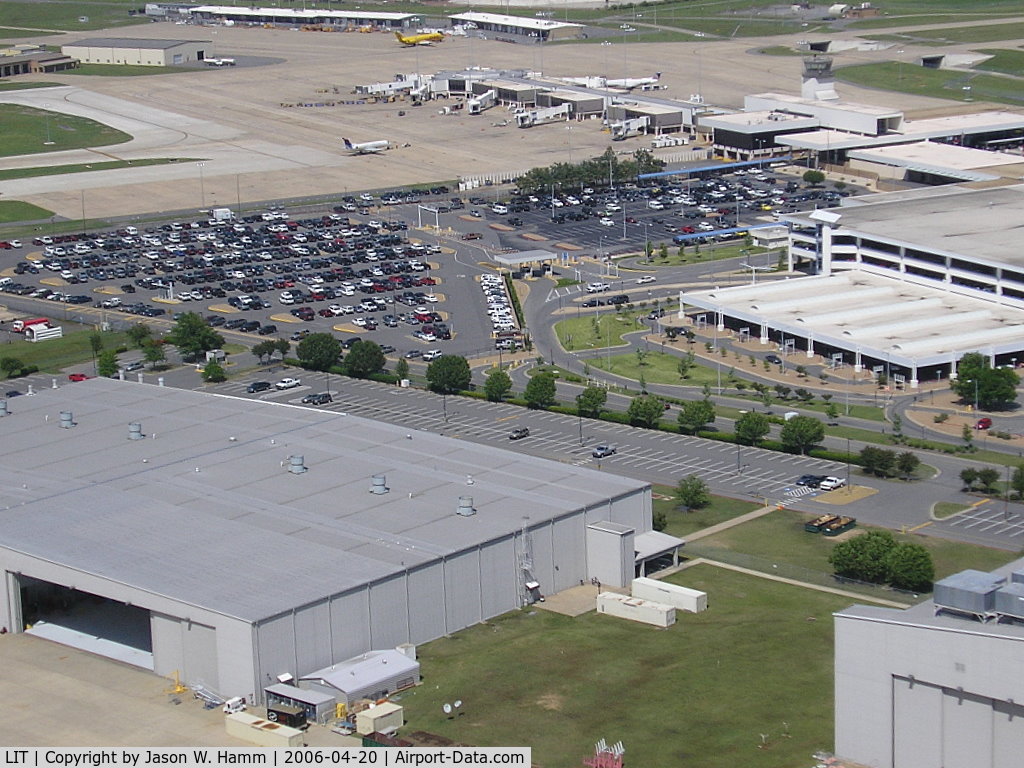 Bill And Hillary Clinton National/adams Fi Airport (LIT) - LITTLE ROCK NATIONAL AIRPORT