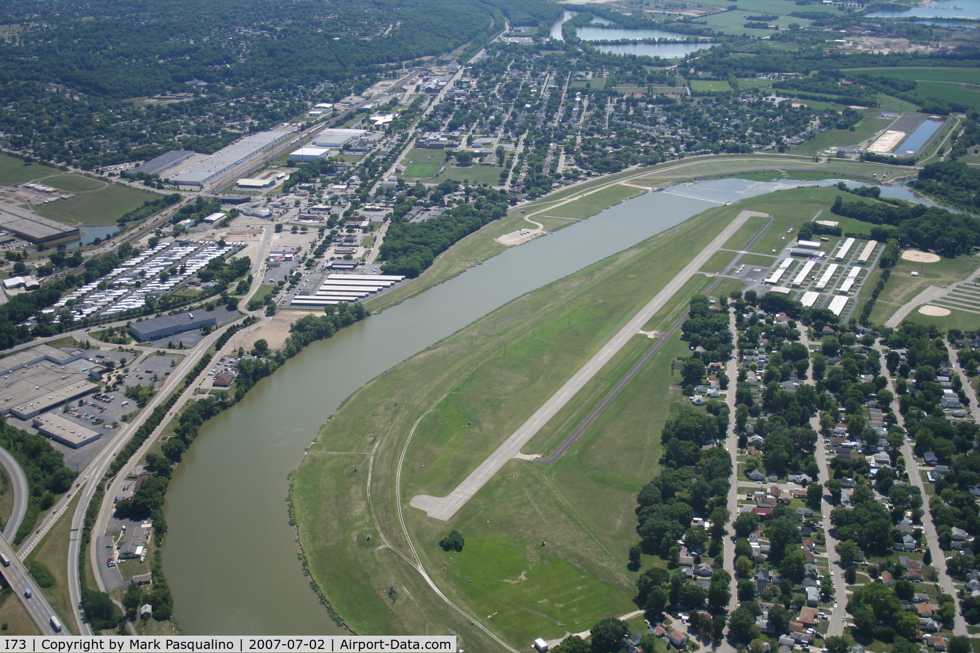 Moraine Air Park Airport (I73) - Moraine Air Park