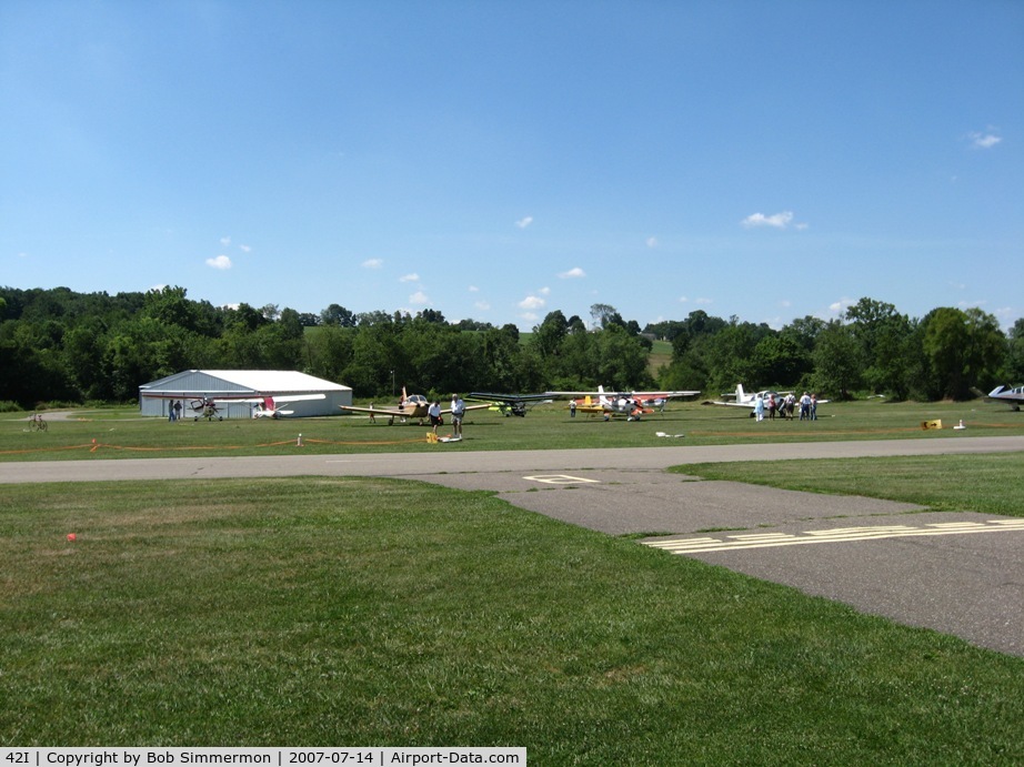 Parr Airport (42I) - Fly-in at Zanesville, OH