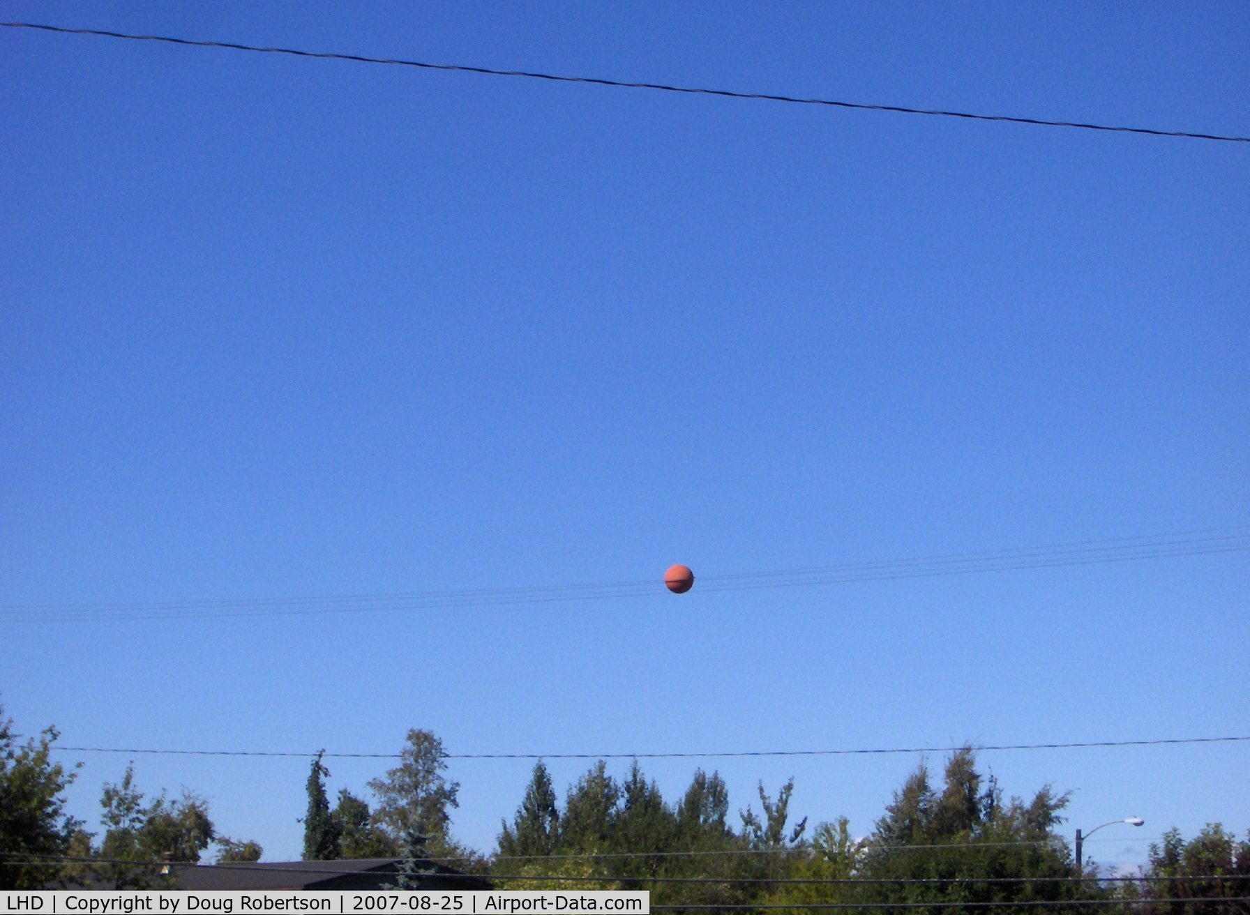 Lake Hood Seaplane Base (LHD) - Orange balls mark low wires on approach to water landing