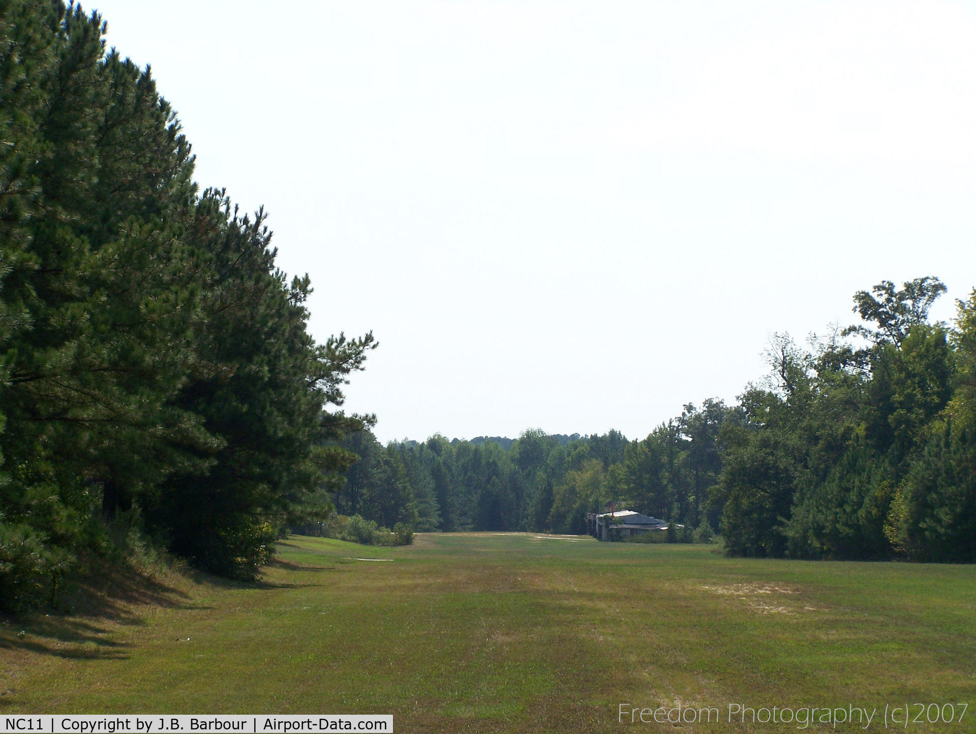 Deck Airpark Airport (NC11) - Nice country location