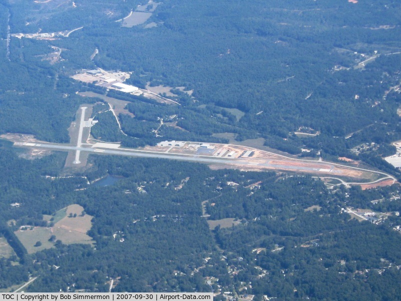 Toccoa Rg Letourneau Field Airport (TOC) - From 8000'