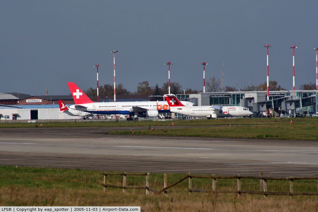EuroAirport Basel-Mulhouse-Freiburg, Basel (Switzerland), Mulhouse (France) and Freiburg (Germany) France (LFSB) - main apron