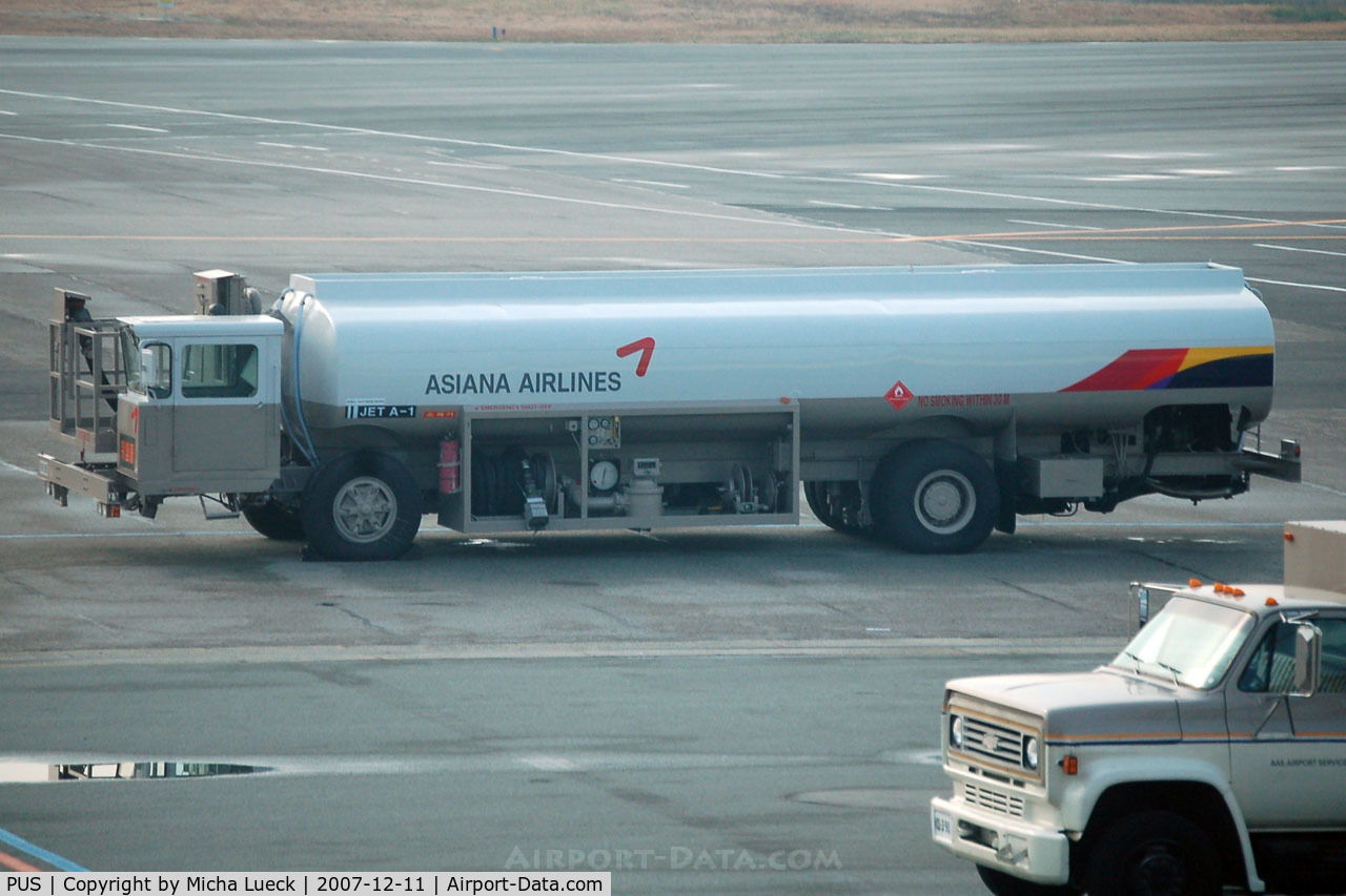 Gimhae International Airport, Pusan Korea, Republic of (PUS) - Interestingly, in korea airlines have their own tanker trucks (as opposed to trucks by the fuel providers)