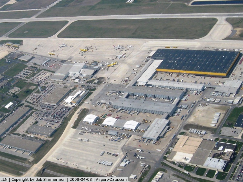 Wilmington Air Park Airport (ILN) - DHL Cargo ramp
