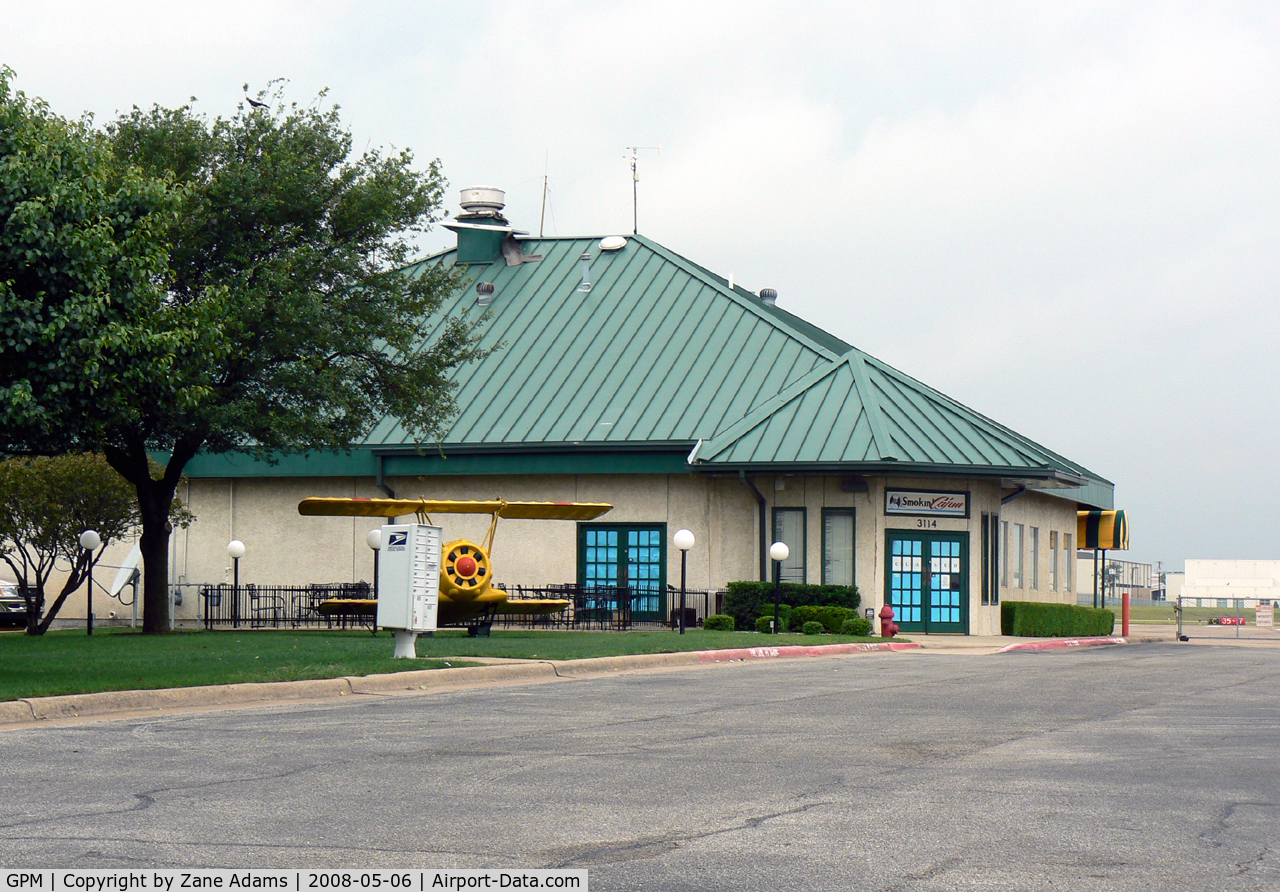 Grand Prairie Municipal Airport (GPM) - Terminal Building