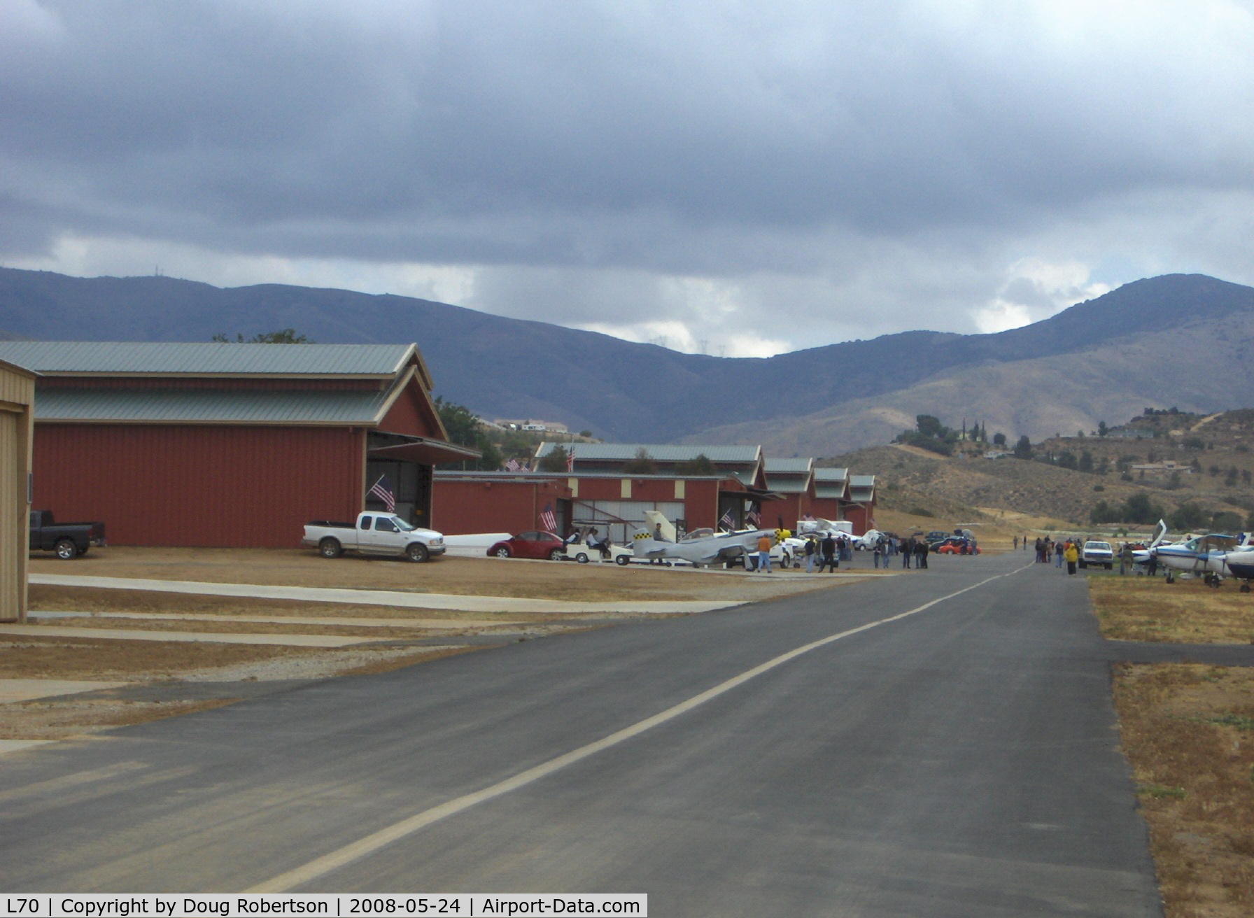 Agua Dulce Airport (L70) - Huge hangars-not crowded. Ranch barn theme. Note: taxiway is shown, not for landing.