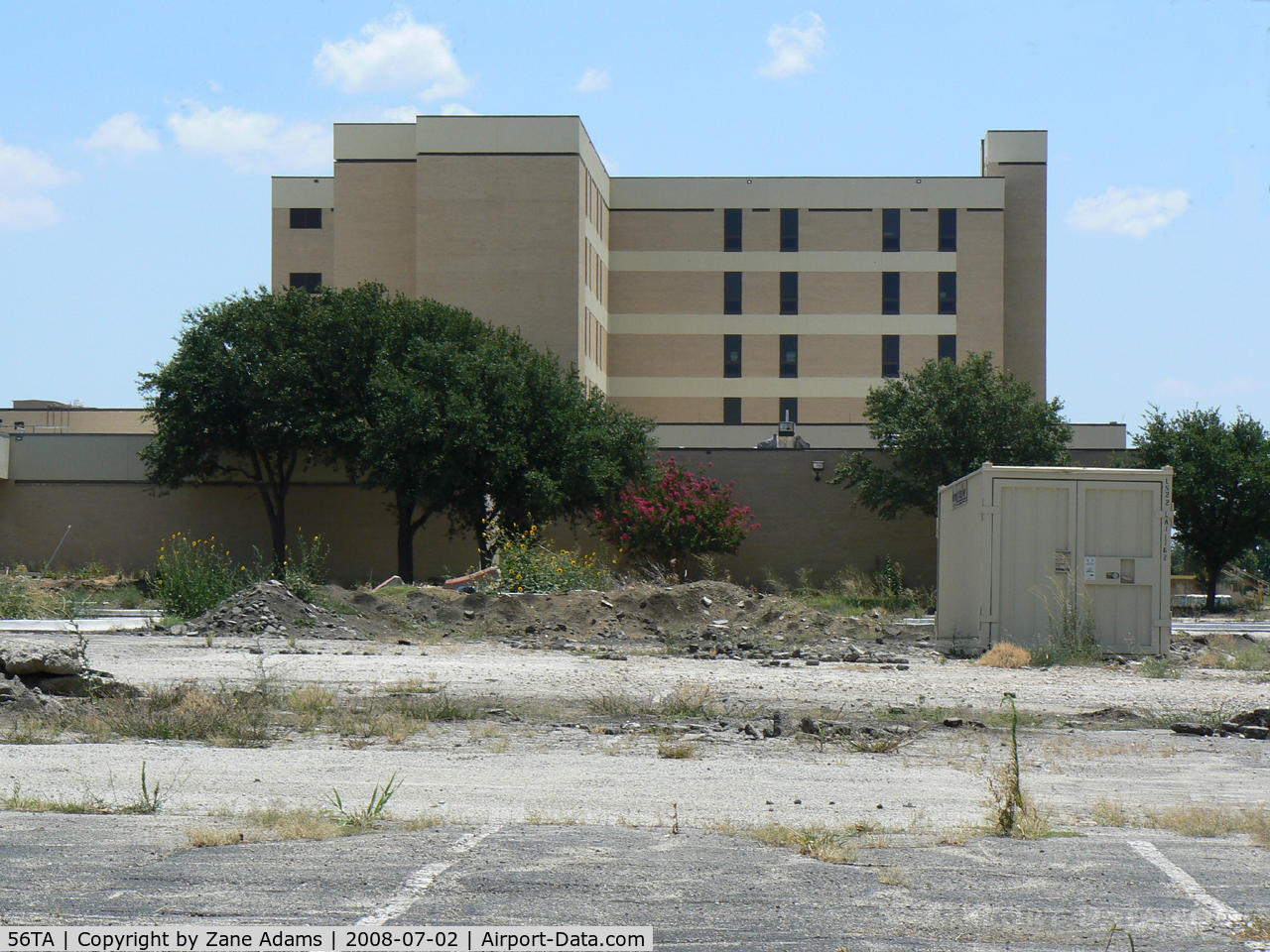 Dallas/fort Worth Medical Center Heliport (56TA) - Dallas/fort Worth Medical Center Heliport - This hospital is closed. The helipad is no longer marked or flagged. 