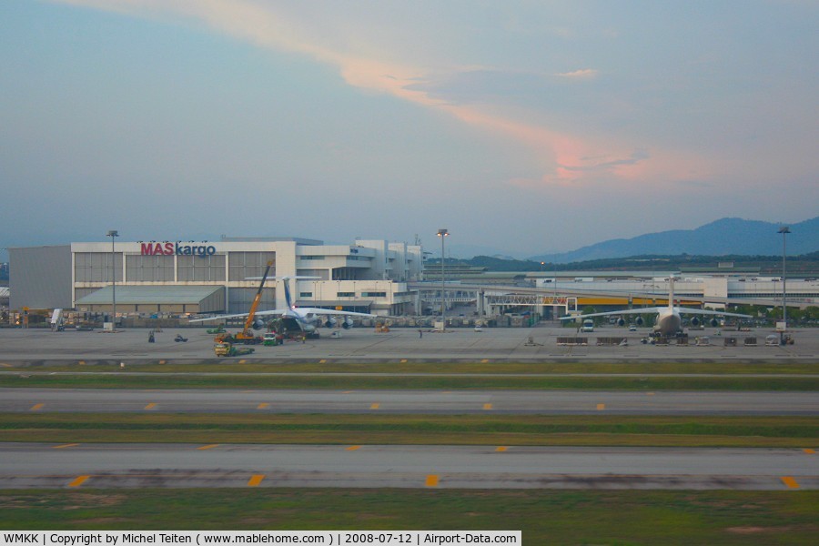 Kuala Lumpur International Airport, Sepang, Selangor Malaysia (WMKK) - Cargo Center with two Il-76