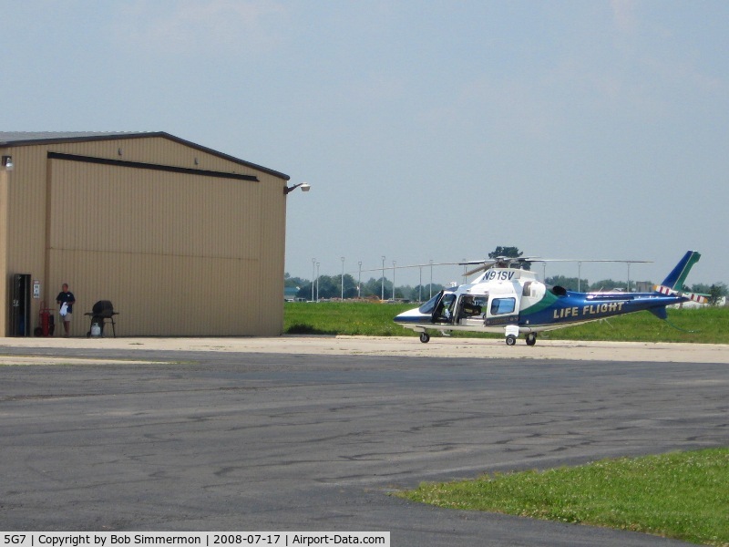 Bluffton Airport (5G7) - Grilling lunch outside the Life Flight hanger