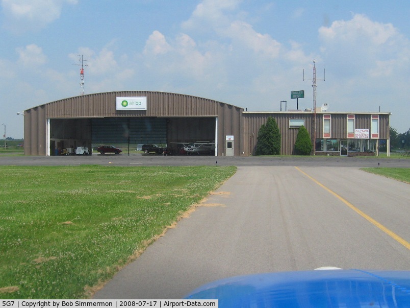 Bluffton Airport (5G7) - FBO facility