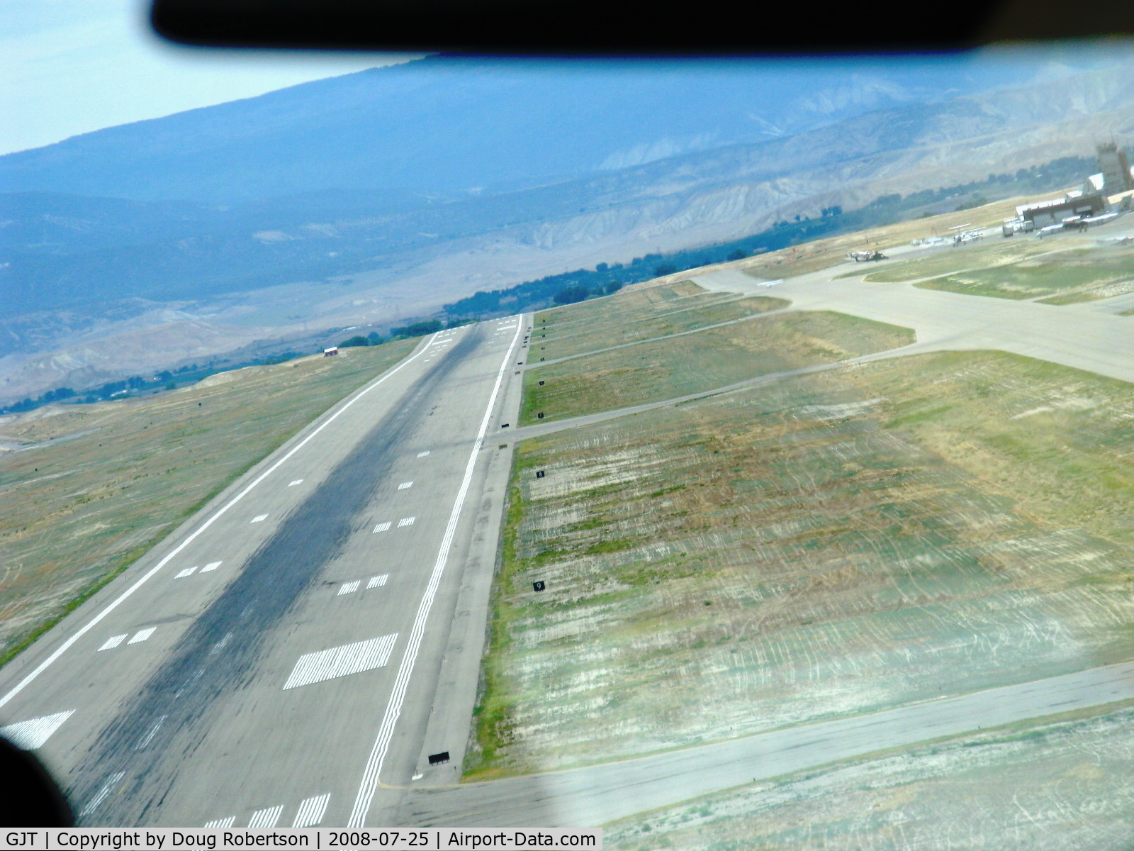 Grand Junction Regional Airport (GJT) - Grand Junction-Walker Field CO. turning final for Rwy 22