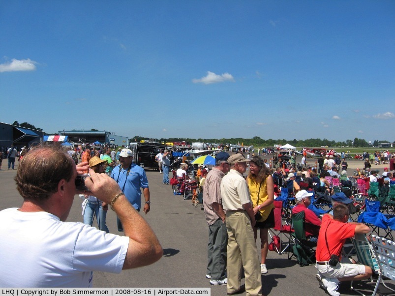 Fairfield County Airport (LHQ) - Airshow crowd at Wings of Victory airshow - Lancaster, Ohio