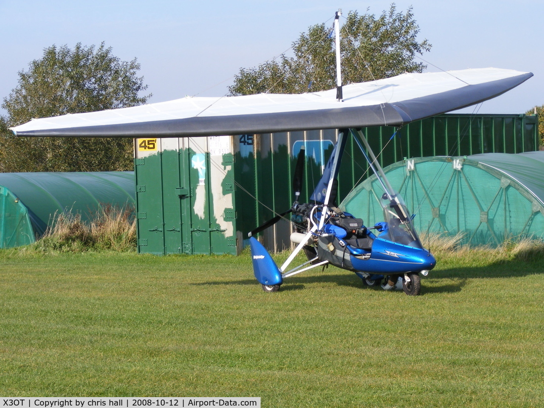 X3OT Airport - Microlight at Otherton Airfield